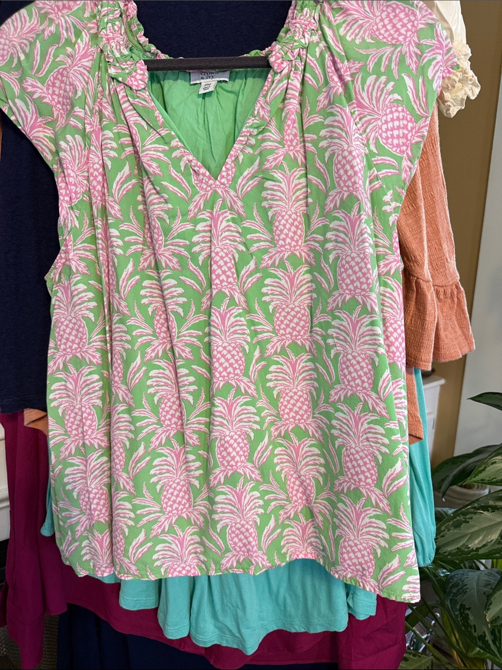 crown & ivy Pink Pineapple Print V-Neck Tunic on Green